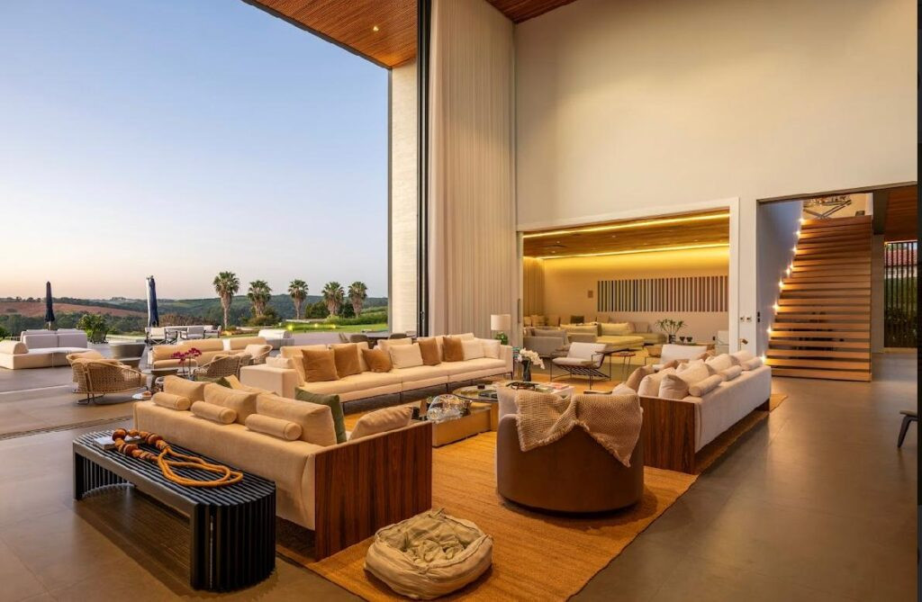 WhatsApp Image 2024-09-19 at 12.59.14 (1)