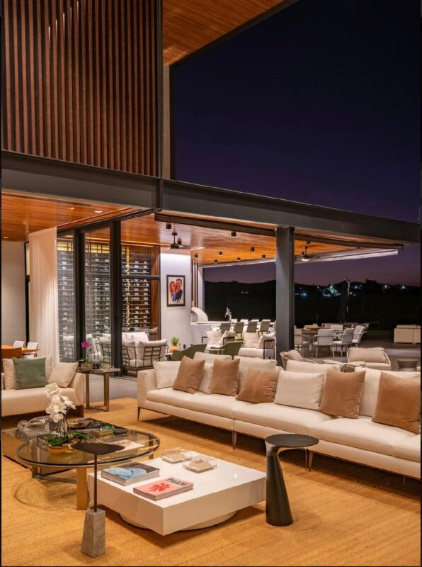 WhatsApp Image 2024-09-19 at 12.59.18 (1)